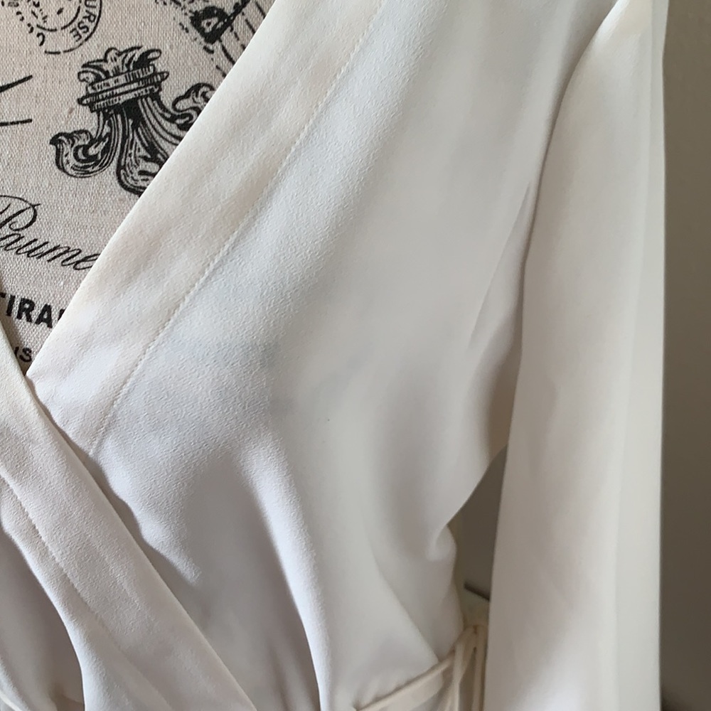 Beautiful Jcrew top - Picture 2 of 6